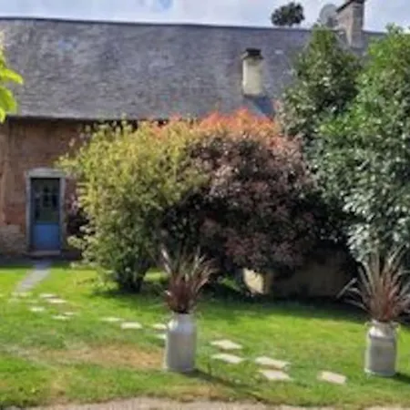 Ecuries De Losque Les Champs-de-Losque